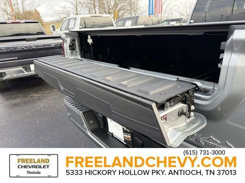 Used 2024 Chevrolet Silverado 2500 High Country w/ High Country Premium Package image 15