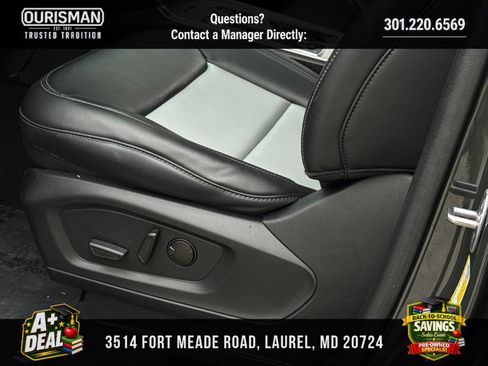 Used 2024 Ford Explorer XLT w/ Equipment Group 202A AWD/4WD image 7