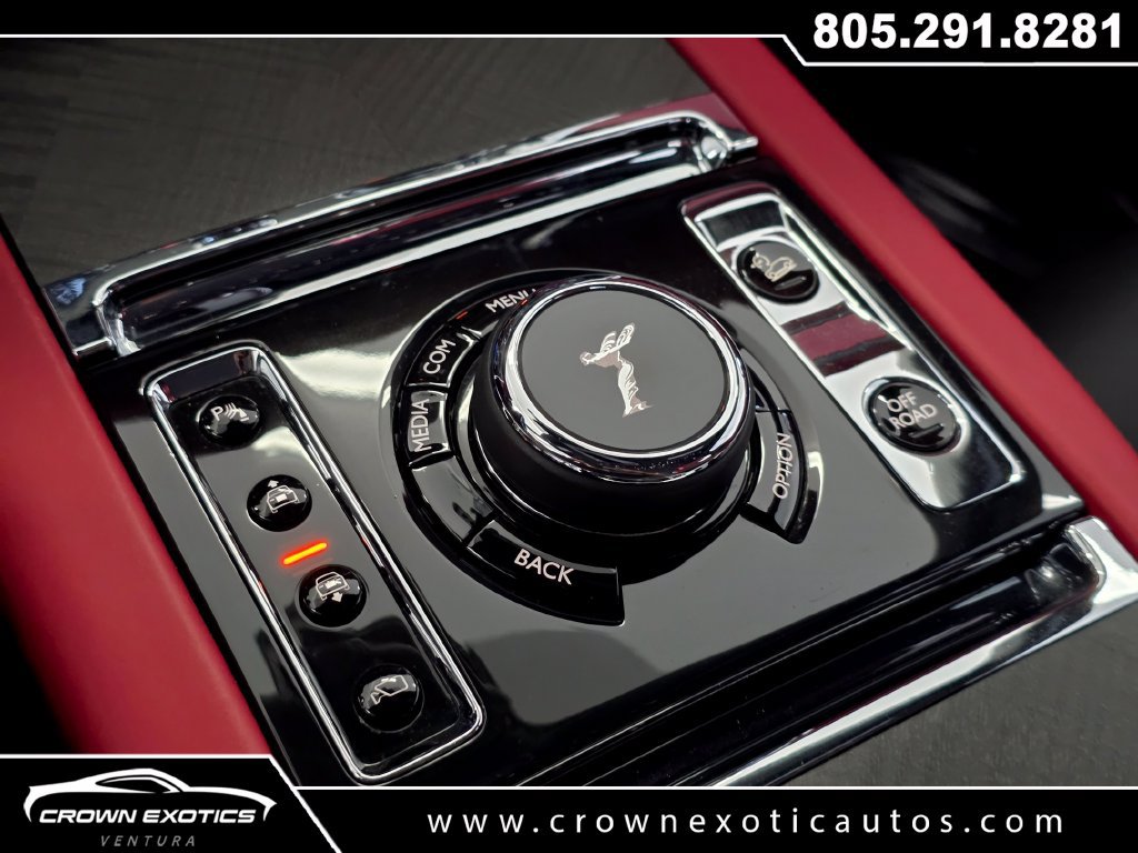 Used 2022 Rolls-Royce Cullinan w/ Interior Detailing Package AWD/4WD image 48