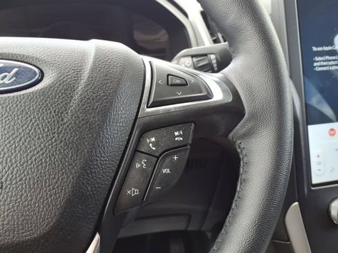 Certified 2023 Ford Edge SEL AWD/4WD image 16