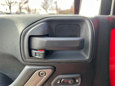 Used 2014 Jeep Wrangler Unlimited Sport w/ Quick Order Package 24S image 25