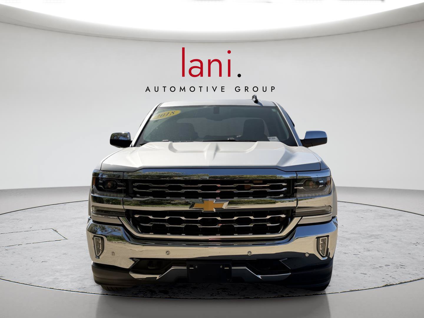 Used 2018 Chevrolet Silverado 1500 LTZ w/ LTZ Plus Package AWD/4WD image 34