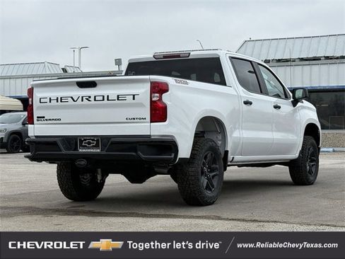 New 2026 Chevrolet Silverado 1500 Custom Trail Boss w/ LPO, Dark Essentials Package image 6
