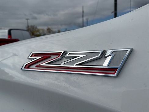 Used 2022 Chevrolet Silverado 1500 LT Trail Boss w/ LT Trail Boss Premium Package image 6