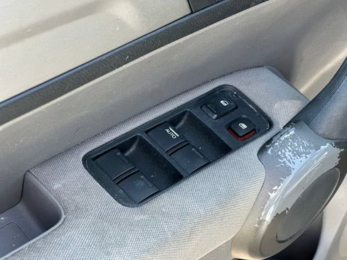 Used 2010 Honda CR-V LX image 16