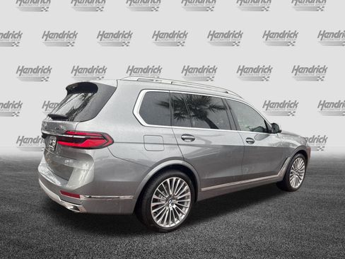 Used 2026 BMW X7 xDrive40i AWD/4WD image 10