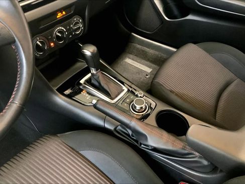 Used 2016 MAZDA MAZDA3 i Touring image 16