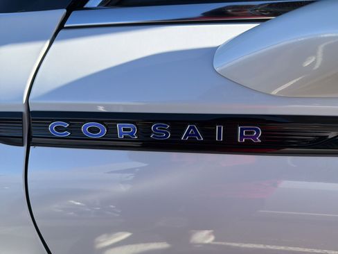 Used 2022 Lincoln Corsair Grand Touring w/ Elements Technology Bundle image 11