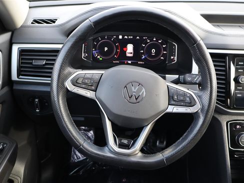 Used 2022 Volkswagen Atlas SEL R-Line image 16