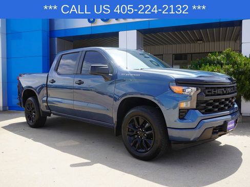 Used 2024 Chevrolet Silverado 1500 Custom AWD/4WD image 2