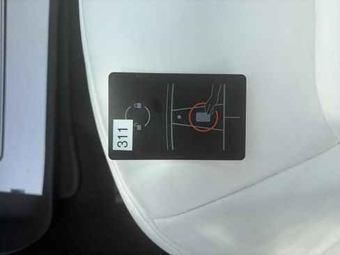 Used 2022 Tesla Model 3 Performance AWD/4WD image 15