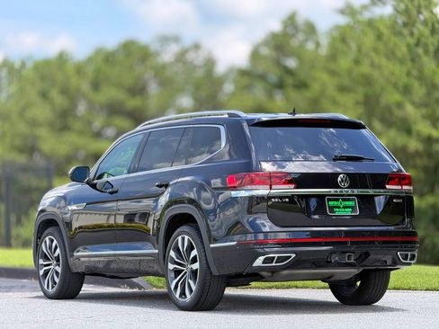 Used 2022 Volkswagen Atlas SEL Premium AWD/4WD image 8