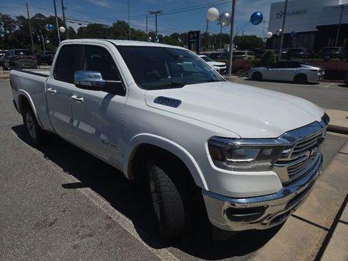 Used 2020 RAM 1500 Laramie AWD/4WD image 2