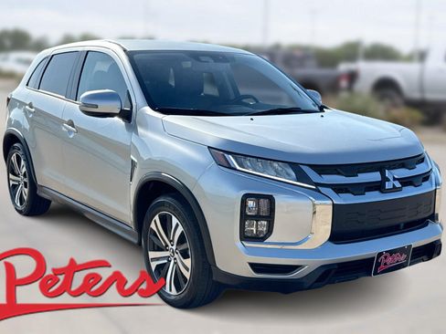 Used 2025 Mitsubishi Outlander Sport ES AWD/4WD image 1