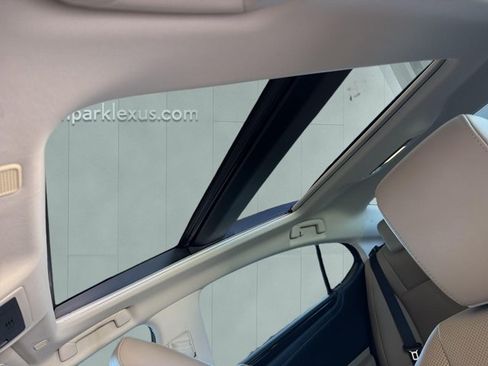 Certified 2021 Lexus ES 350 w/ Premium Package FWD image 22