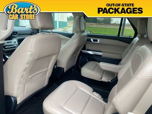 Used 2022 Ford Explorer XLT w/ Equipment Group 202A AWD/4WD image 21