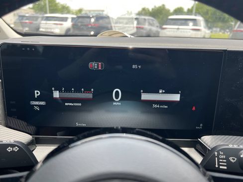 New 2026 Nissan Kicks SR w/ SR Premium Package FWD image 11