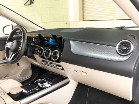 Used 2023 Mercedes-Benz GLA 250 image 28