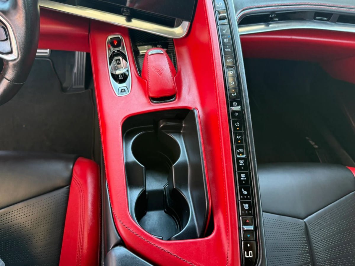 Used 2020 Chevrolet Corvette Stingray Premium Cpe w/ 3LT Preferred Equipment Group RWD image 40