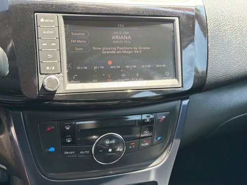 Used 2019 Nissan Sentra SR Turbo FWD image 23