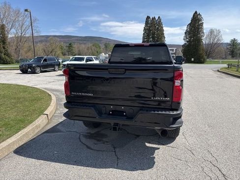 New 2026 Chevrolet Silverado 2500 Custom w/ Custom Value Package image 18