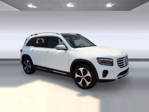 New 2025 Mercedes-Benz GLB 250 image 20