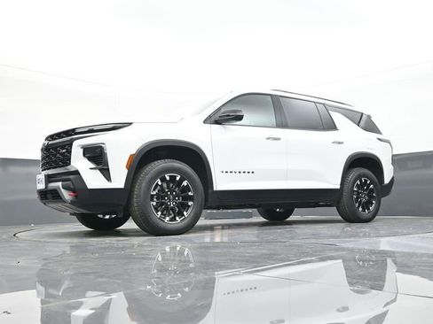 Used 2024 Chevrolet Traverse Z71 image 56