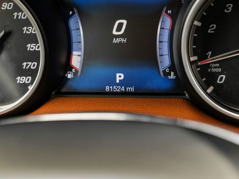 Used 2017 Maserati Levante S AWD/4WD image 17