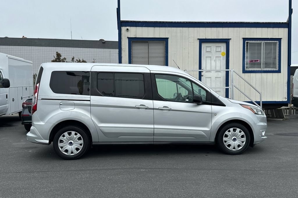 Certified 2021 Ford Transit Connect XLT FWD image 2