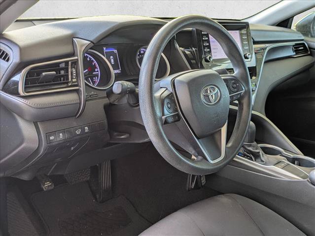 Used 2022 Toyota Camry LE FWD image 2