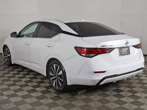 Used 2023 Nissan Sentra SV w/ SV Premium Package image 9