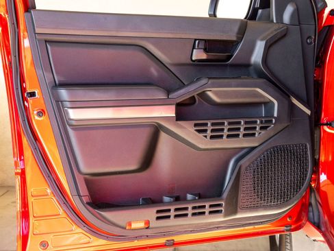 Used 2024 Toyota Tacoma 4x4 Double Cab image 13