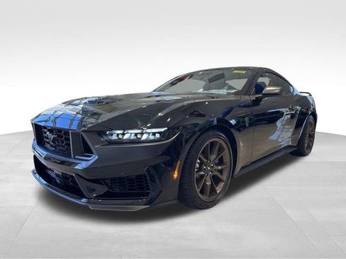 New 2025 Ford Mustang Dark Horse image 4