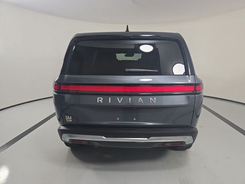 Used 2023 Rivian R1S Adventure AWD/4WD image 4