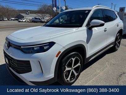 Used 2025 Volkswagen Tiguan SE