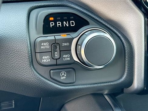 New 2026 RAM 1500 4x4 Crew Cab image 13