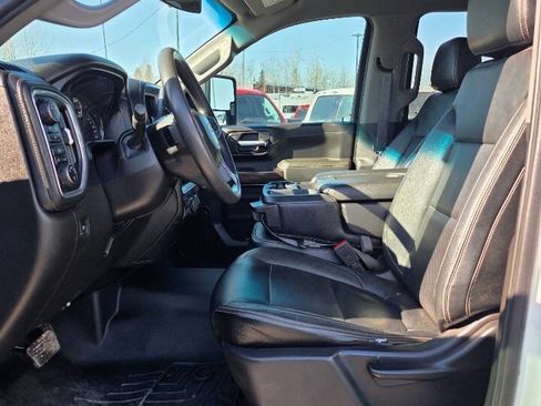 Used 2021 Chevrolet Silverado 2500 LT AWD/4WD image 6