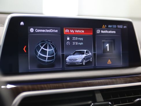 Used 2019 BMW 750i xDrive w/ Executive Package AWD/4WD image 28