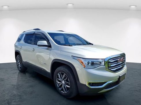 Used 2017 GMC Acadia SLT AWD/4WD image 10