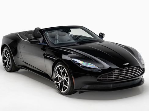 Used 2020 Aston Martin DB11 Volante RWD image 6