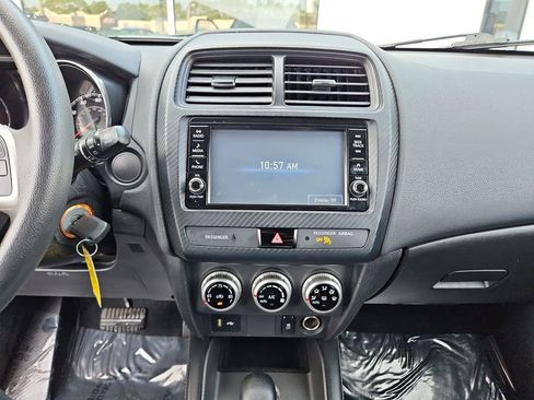 Used 2020 Mitsubishi Outlander Sport ES image 14