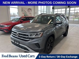 Used 2023 Volkswagen Atlas SE w/ Panoramic Sunroof Package video 2