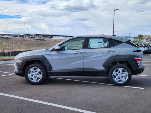 New 2026 Hyundai Kona SE AWD/4WD image 2