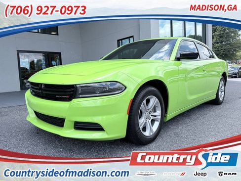 Used 2023 Dodge Charger SXT RWD image 1