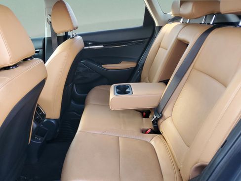 Certified 2024 Kia Seltos EX image 10