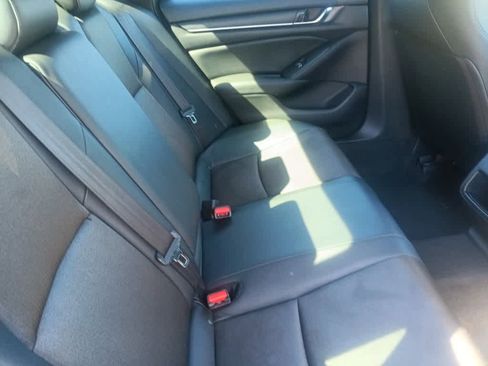 Used 2019 Honda Accord Sport image 19