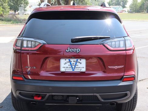Used 2020 Jeep Cherokee Trailhawk w/ Comfort/Convenience Group AWD/4WD image 6