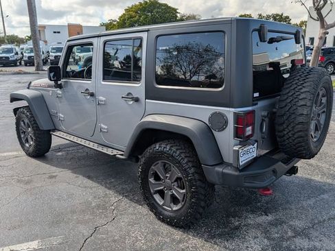 Used 2017 Jeep Wrangler Unlimited Rubicon image 5