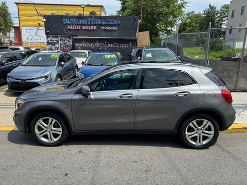 Used 2015 Mercedes-Benz GLA 250 4MATIC image 6