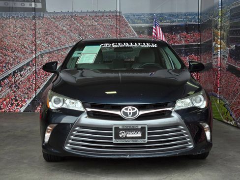 Certified 2016 Toyota Camry LE FWD image 3
